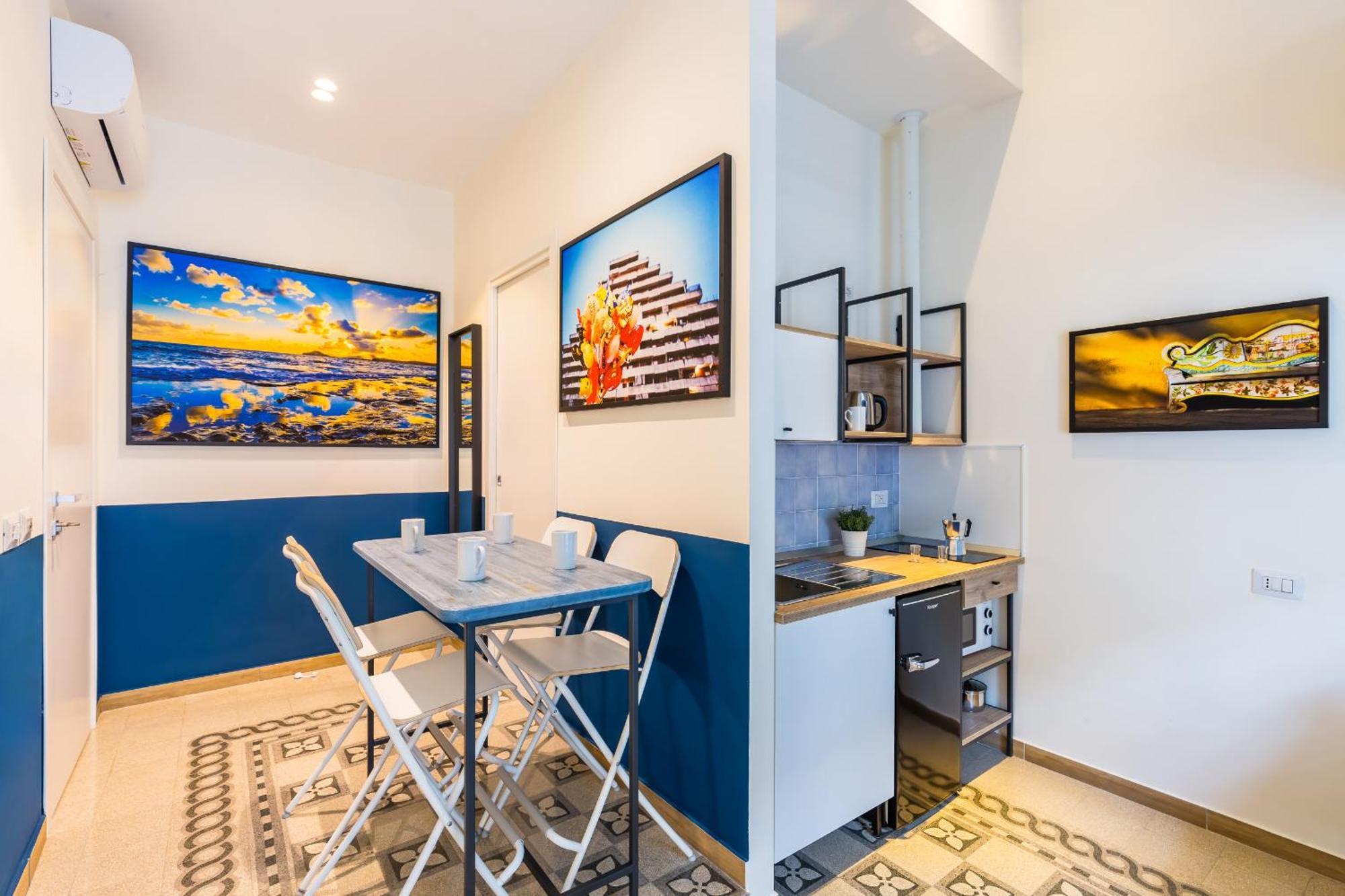 Central Station Apartments & Suites เนเปิลส์ ภายนอก รูปภาพ