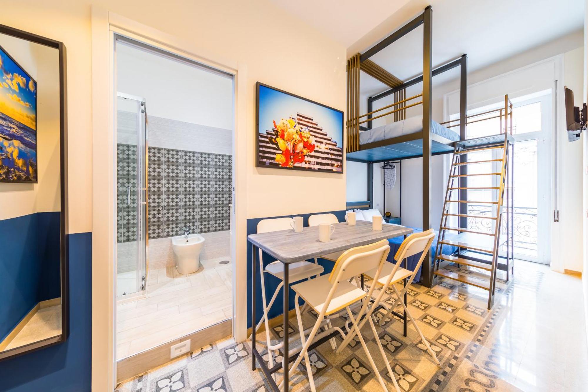 Central Station Apartments & Suites เนเปิลส์ ภายนอก รูปภาพ